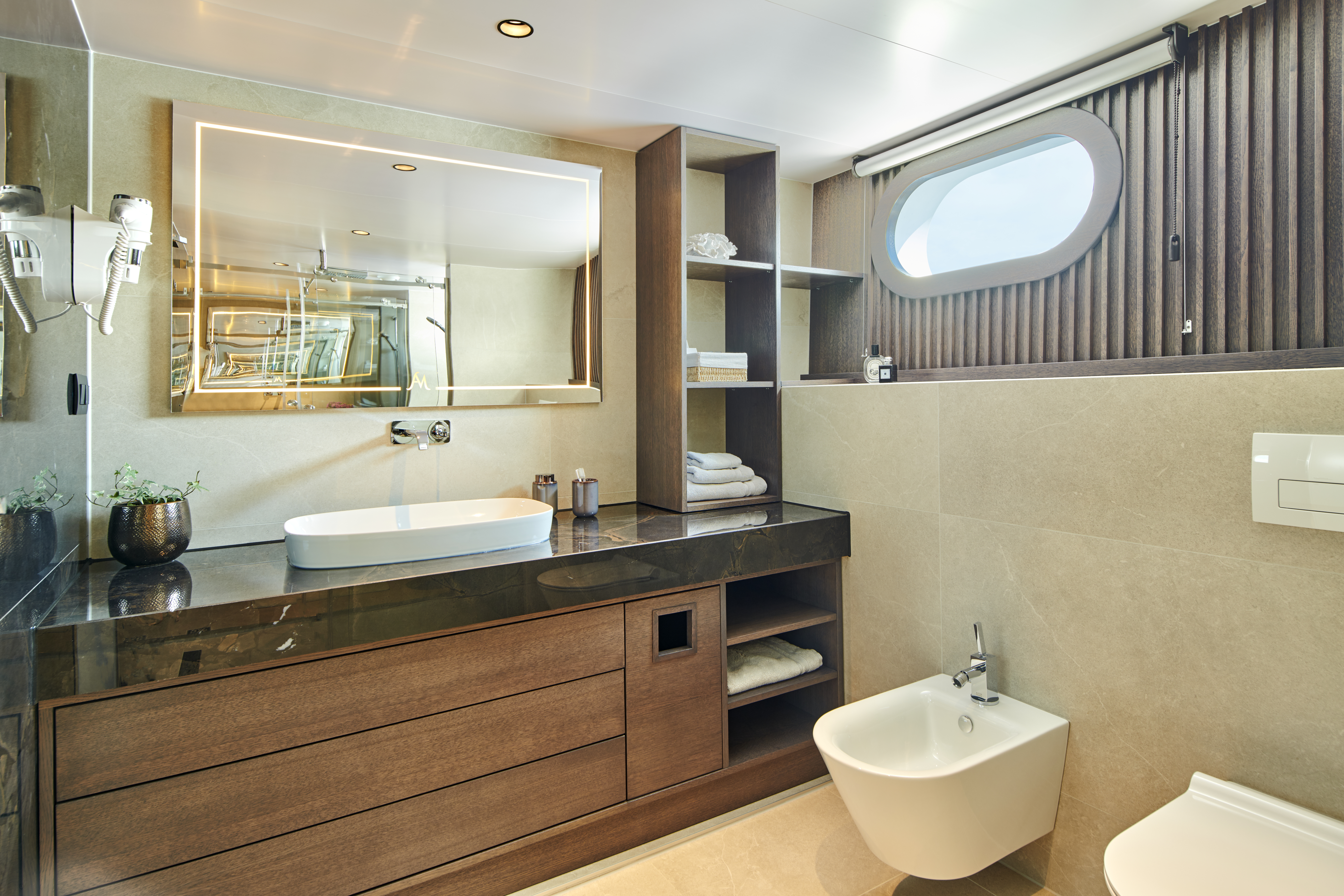 second master cabin bathroom .jpg