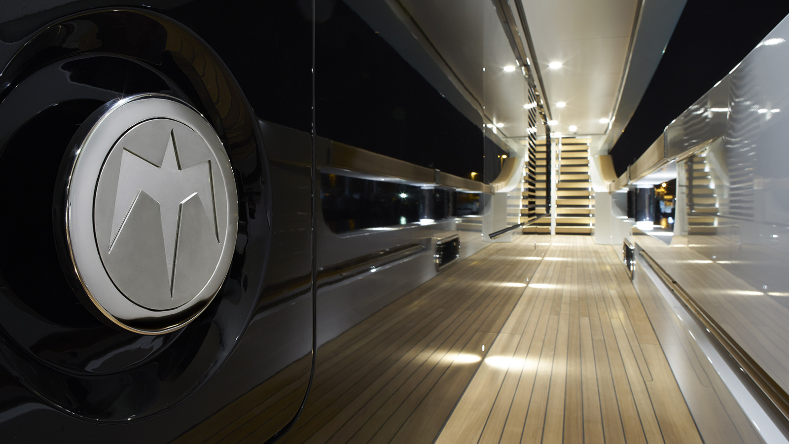side deck detail.jpg
