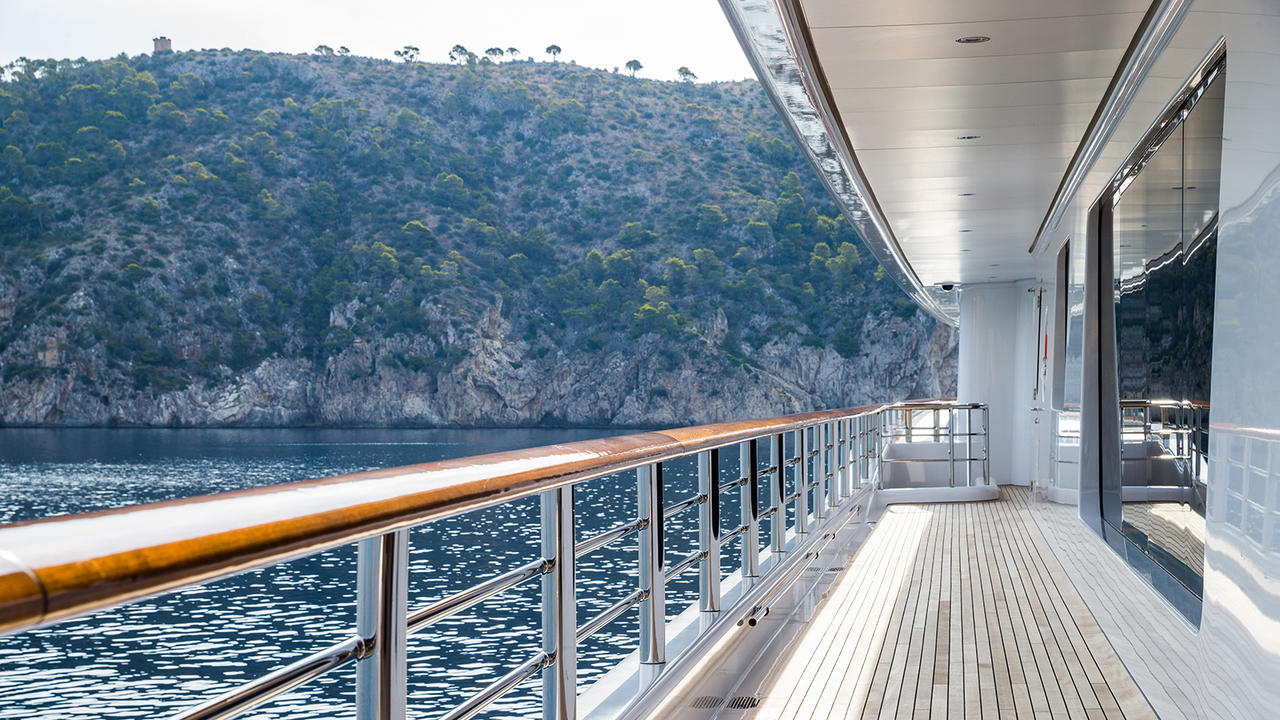 side deck spaces.jpg