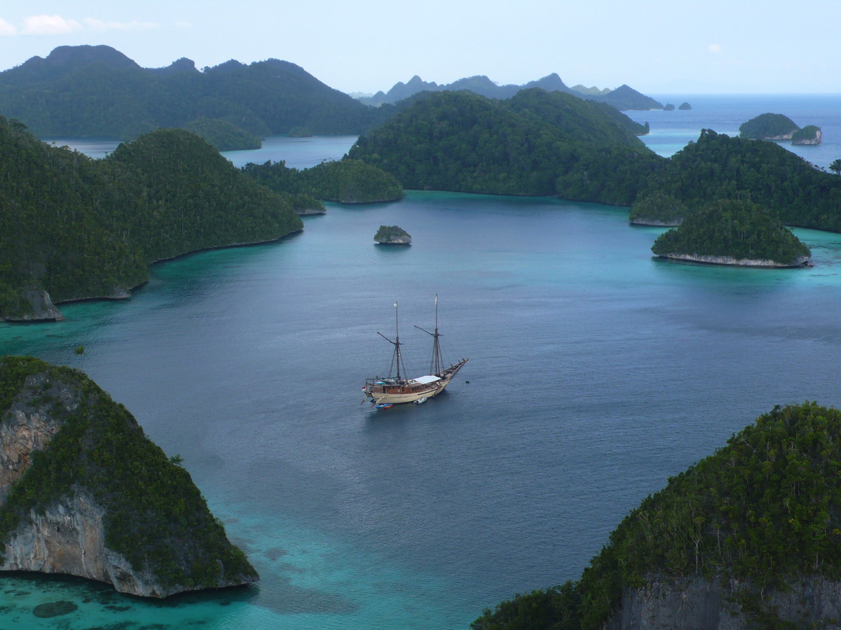 silolona sailing-yacht.jpg