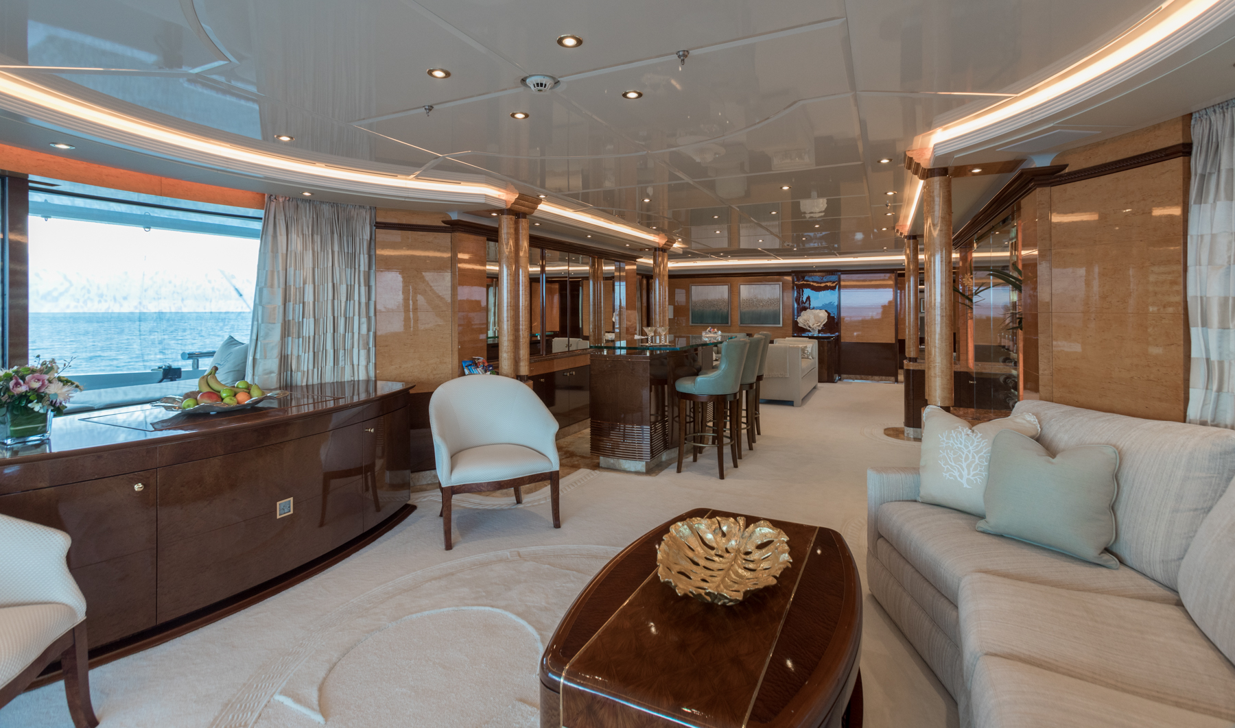 sky lounge - Photo © Quin BISSET.jpg