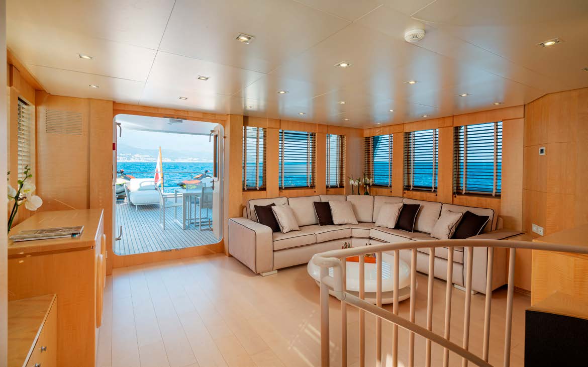 sky lounge seating .jpg