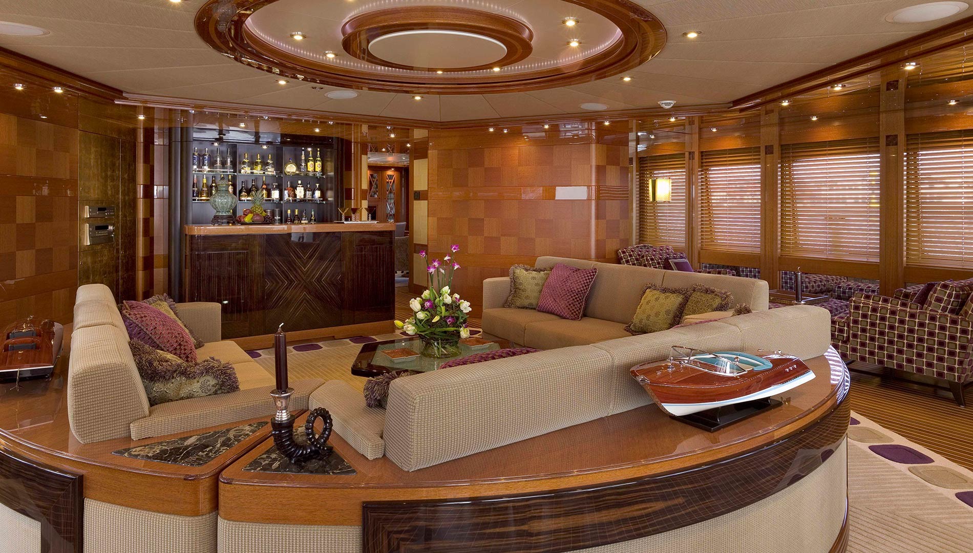 skylounge bar and seating area.jpg