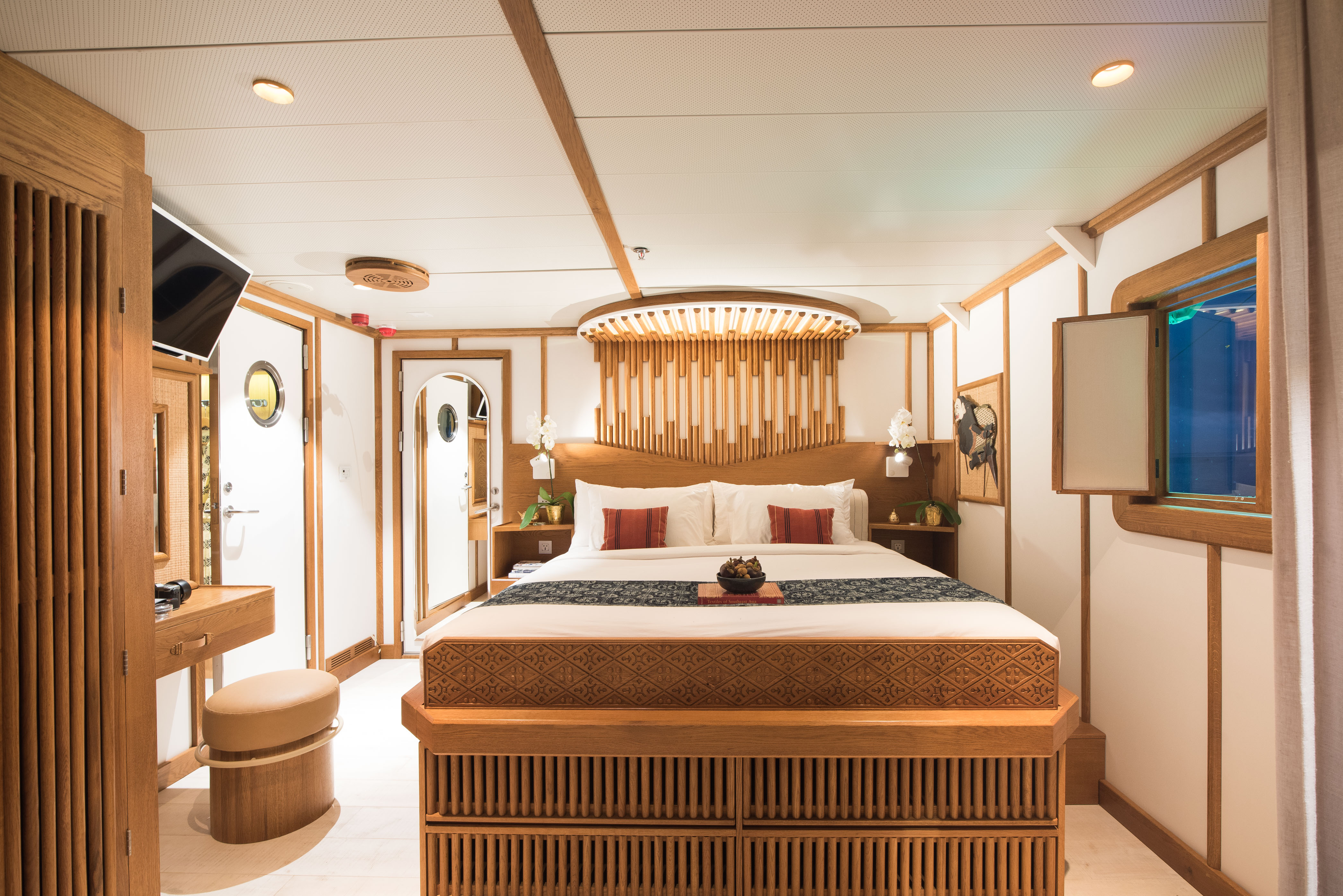 stateroom - Kudanil - Jack Johns.jpg