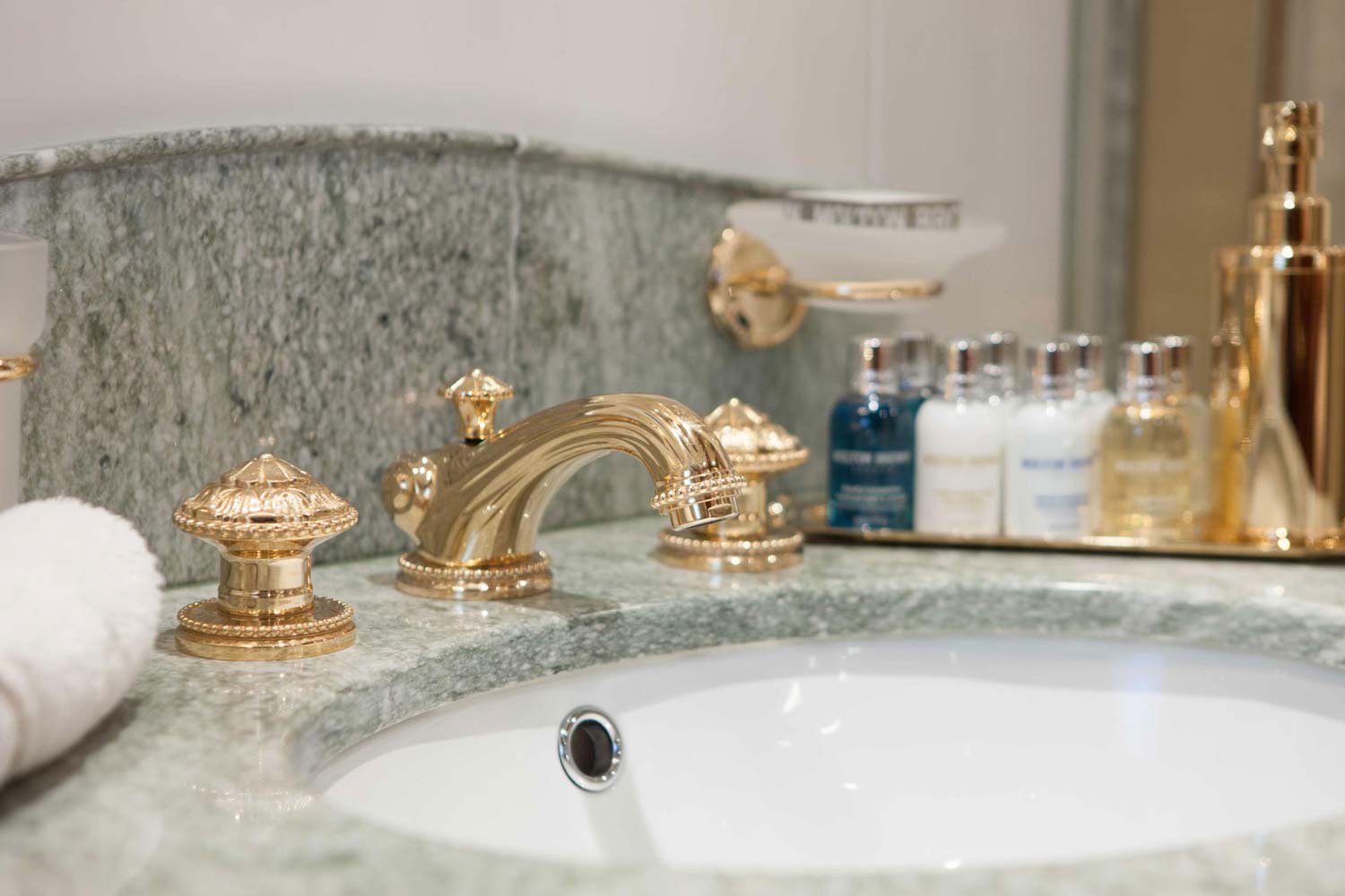 suites-gallery-24.jpg