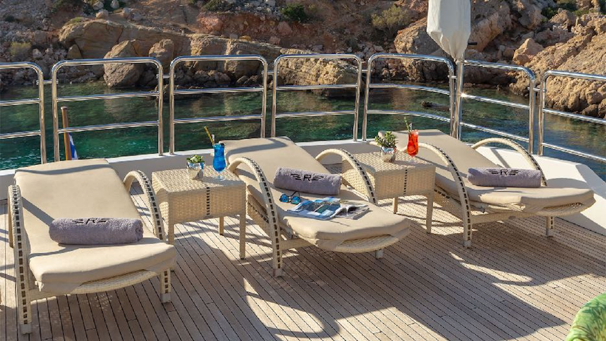 sun deck loungers.png