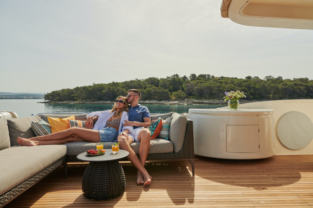 sun deck yacht lifestyle.jpg