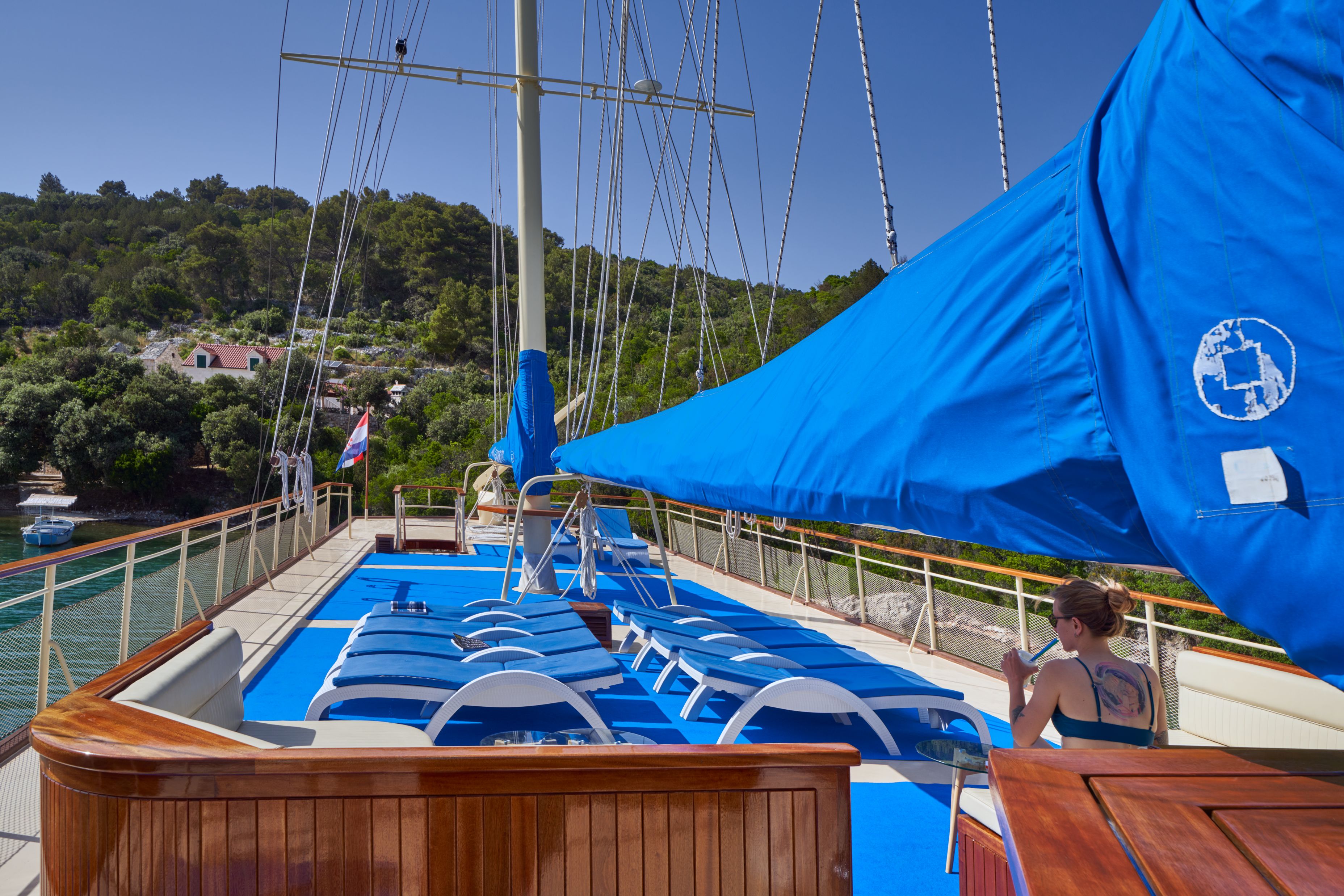 sundeck - sunbathing area.jpg