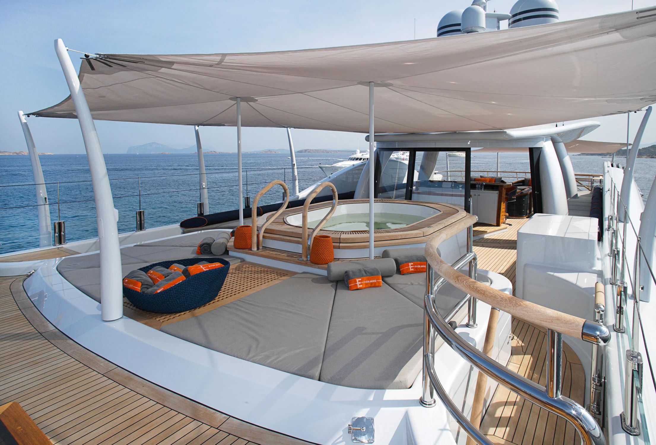 sundeck 5.jpg