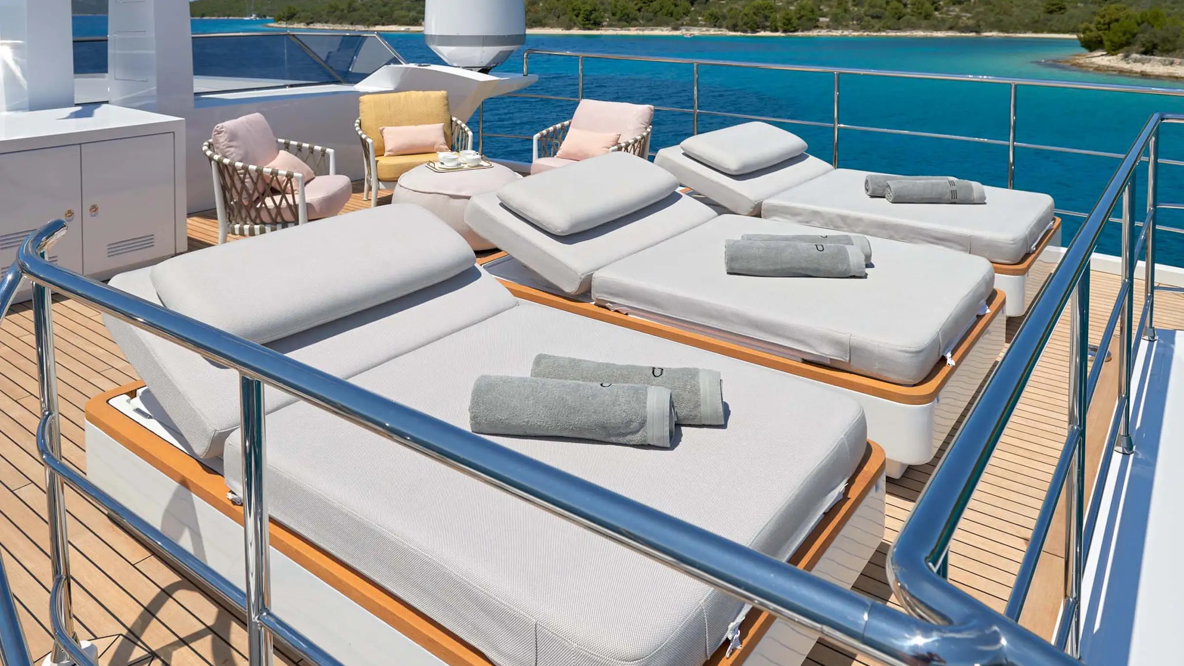 sundeck area.jpg