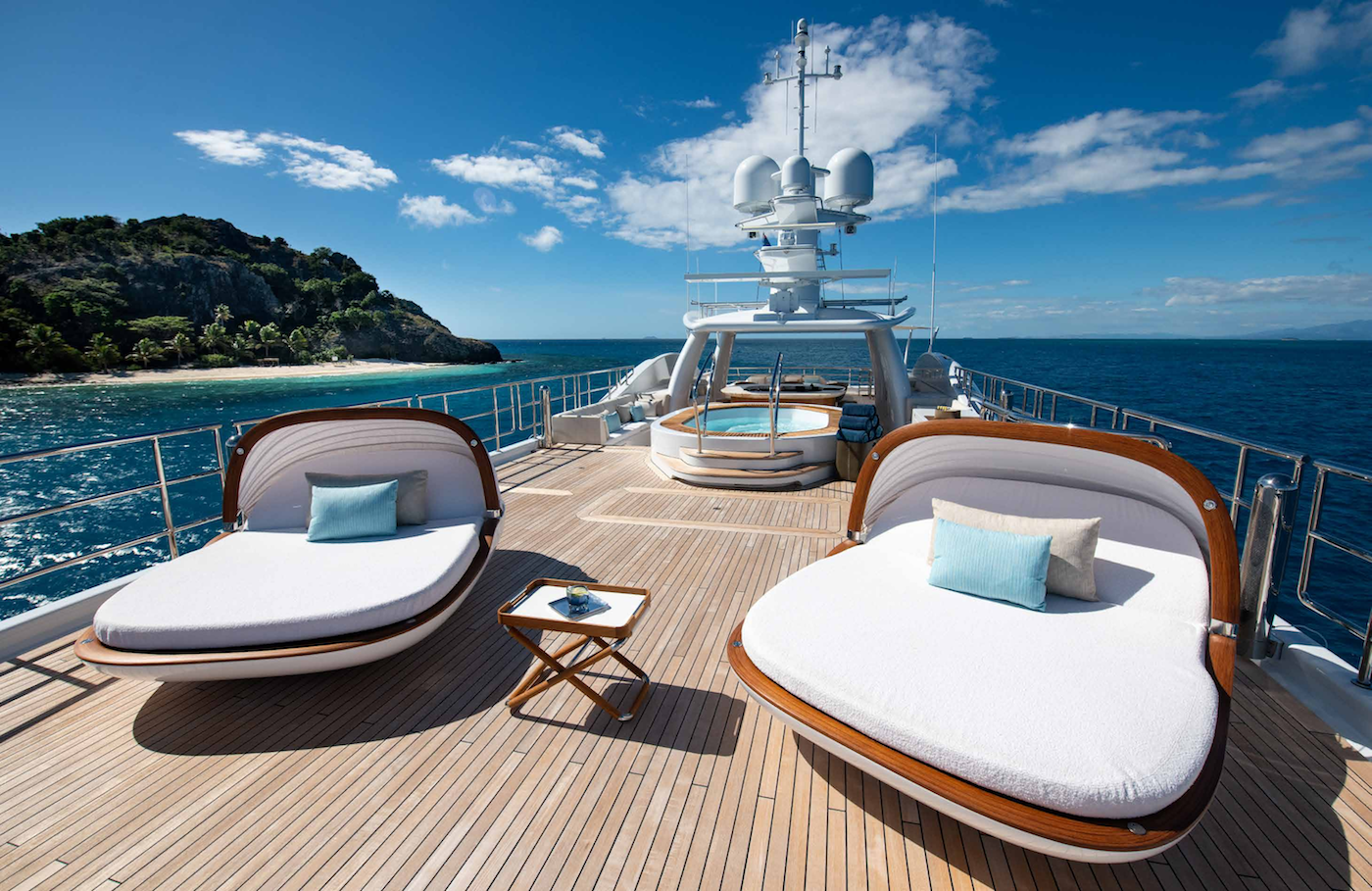 sundeck with Jacuzzi.png