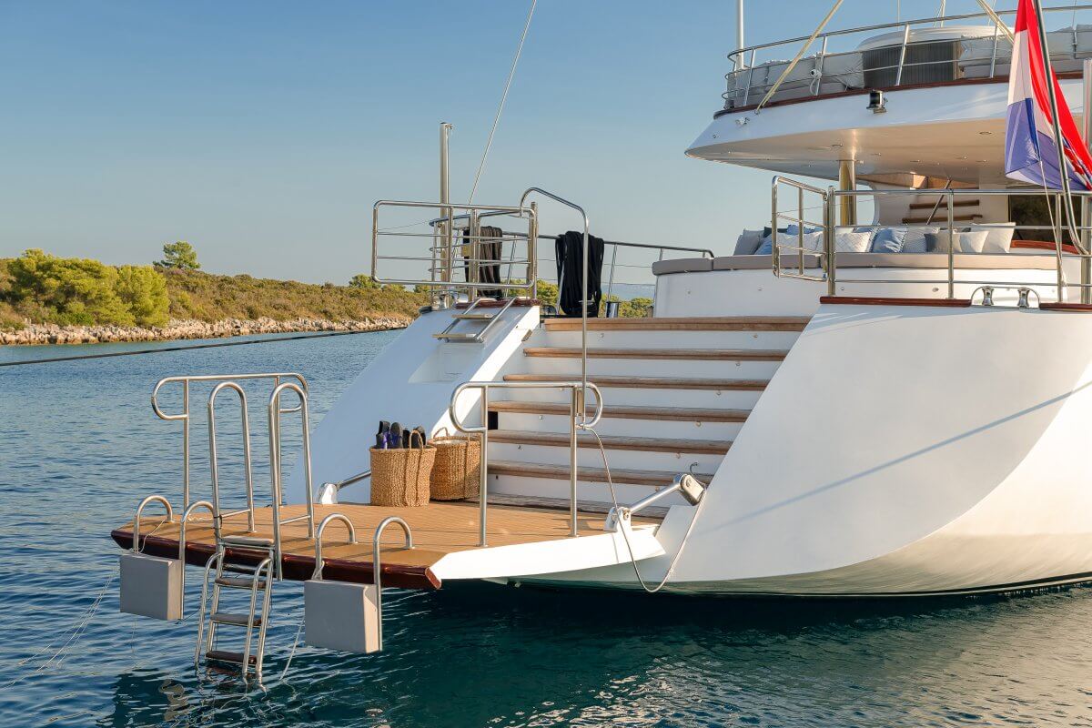 swim platform.  .jpg