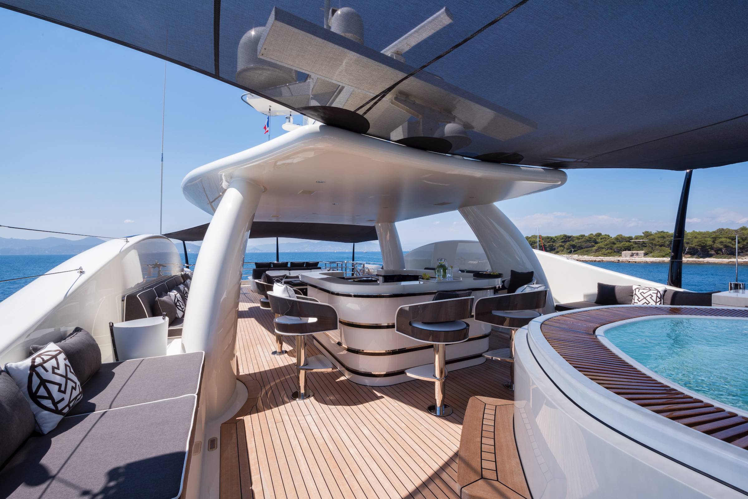 the sundeck.jpg