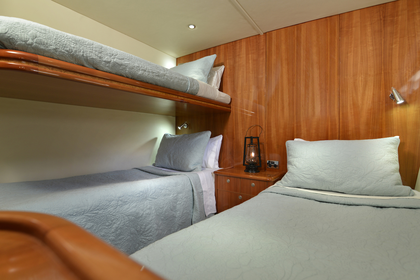 triple cabin  .jpg