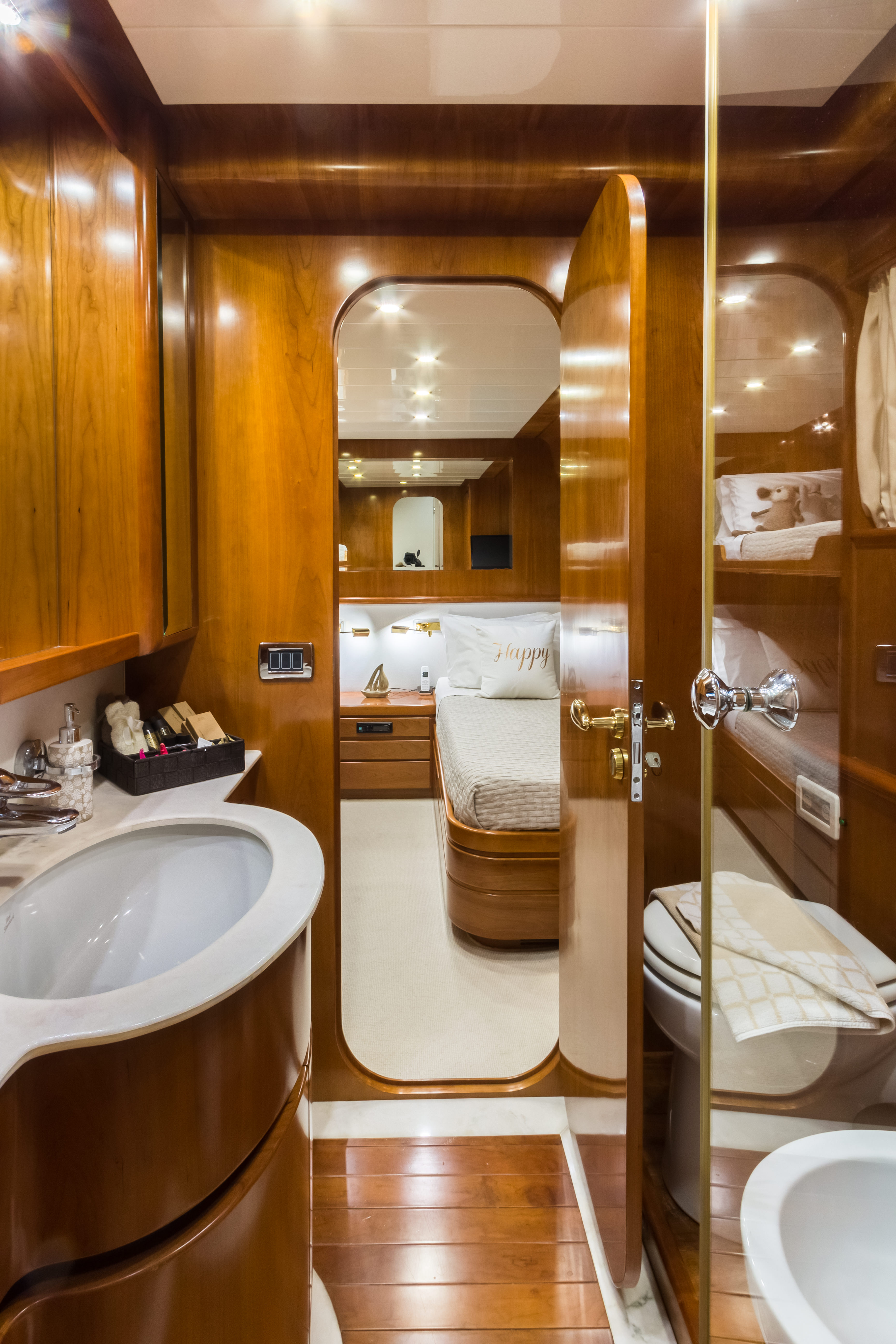 triple ensuite.jpg