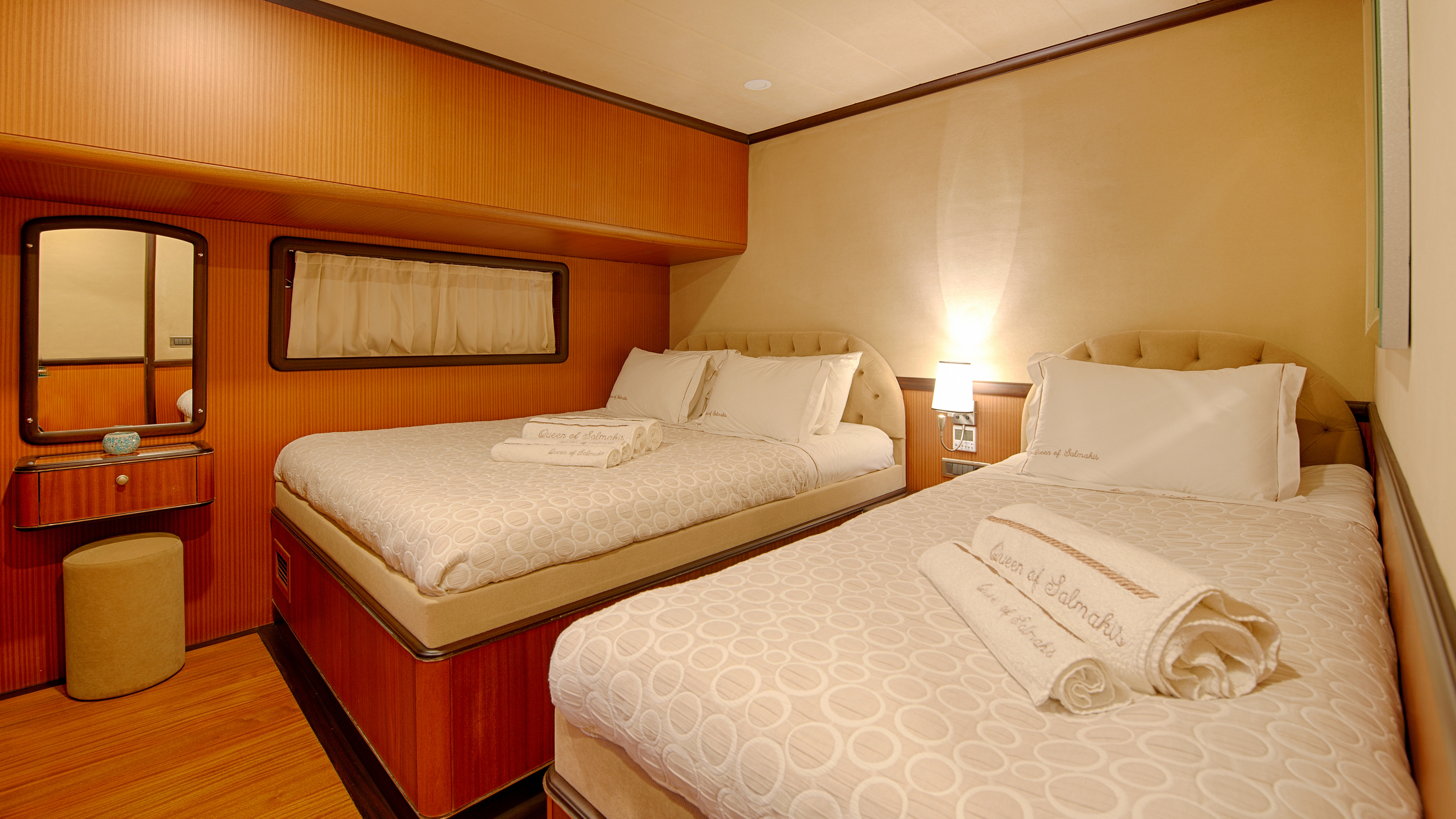 triple guest cabin.jpg