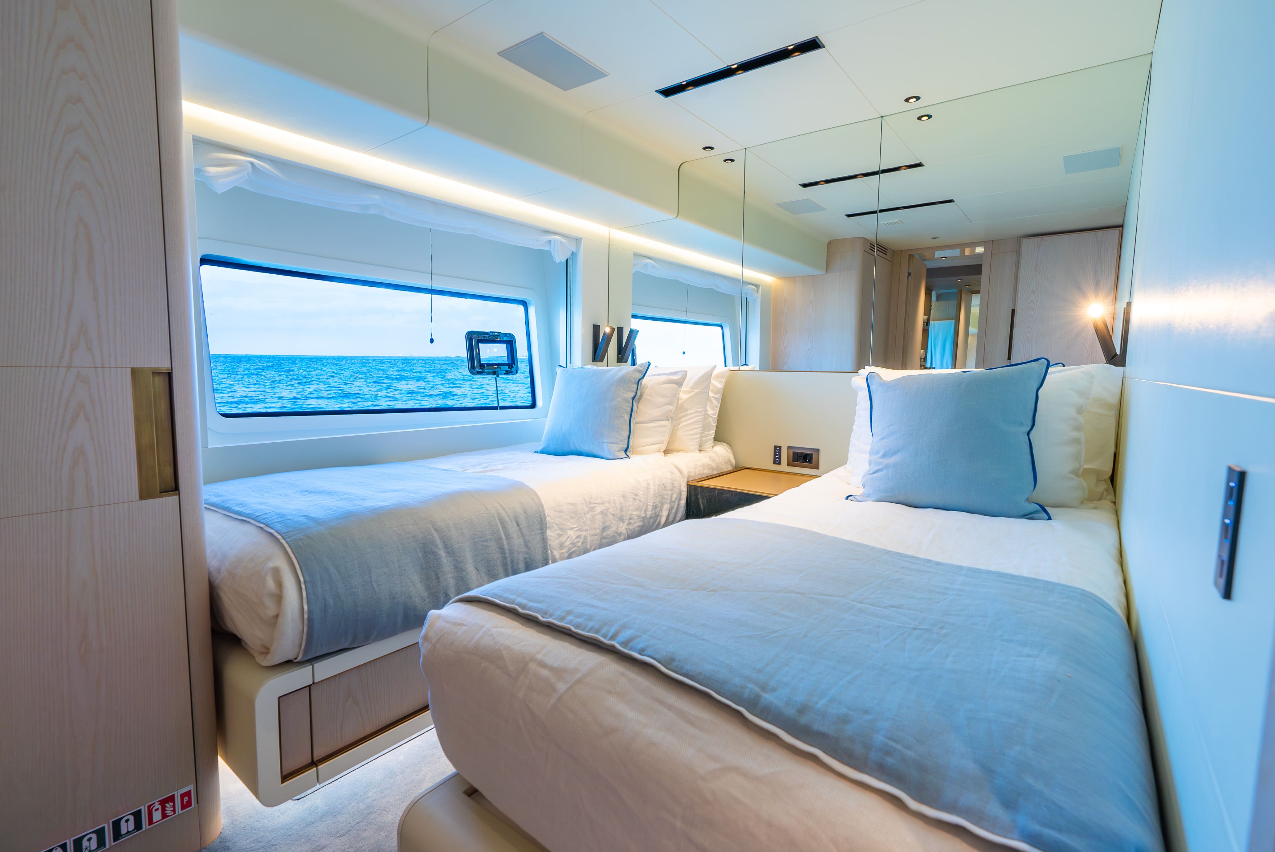 twin cabin     .jpg
