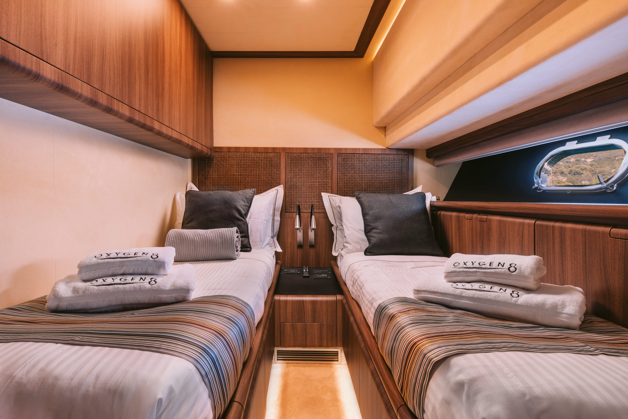 twin cabin for guests .jpg