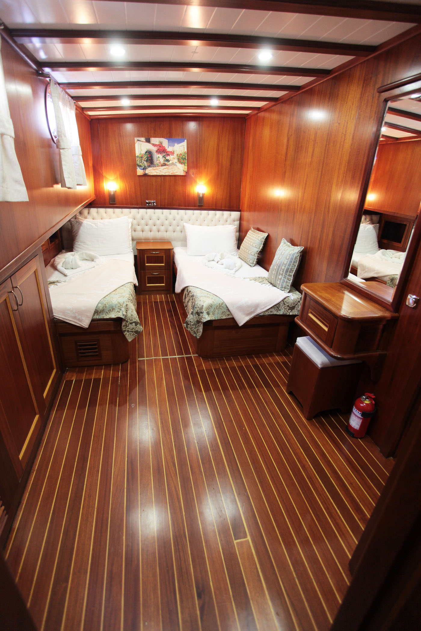 twin cabin with beautiful woodwork.jpg