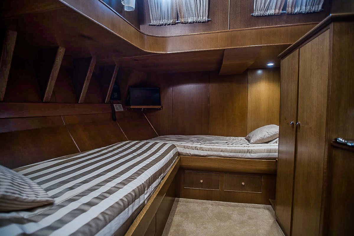 twin cabin. .jpg
