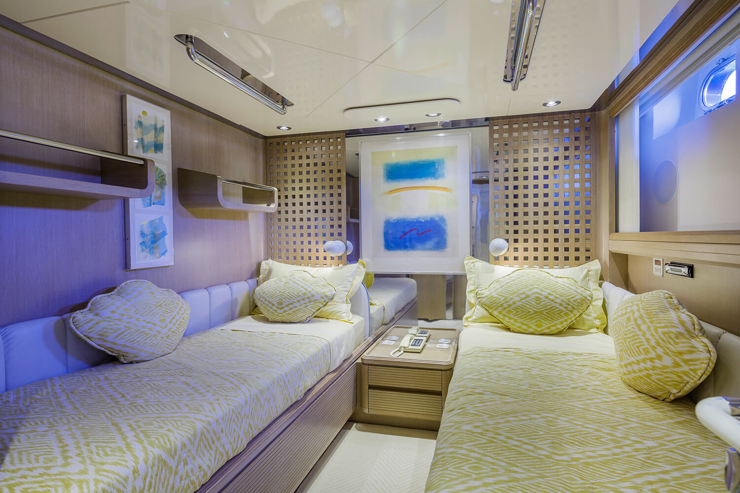 twin guest cabin   .jpg