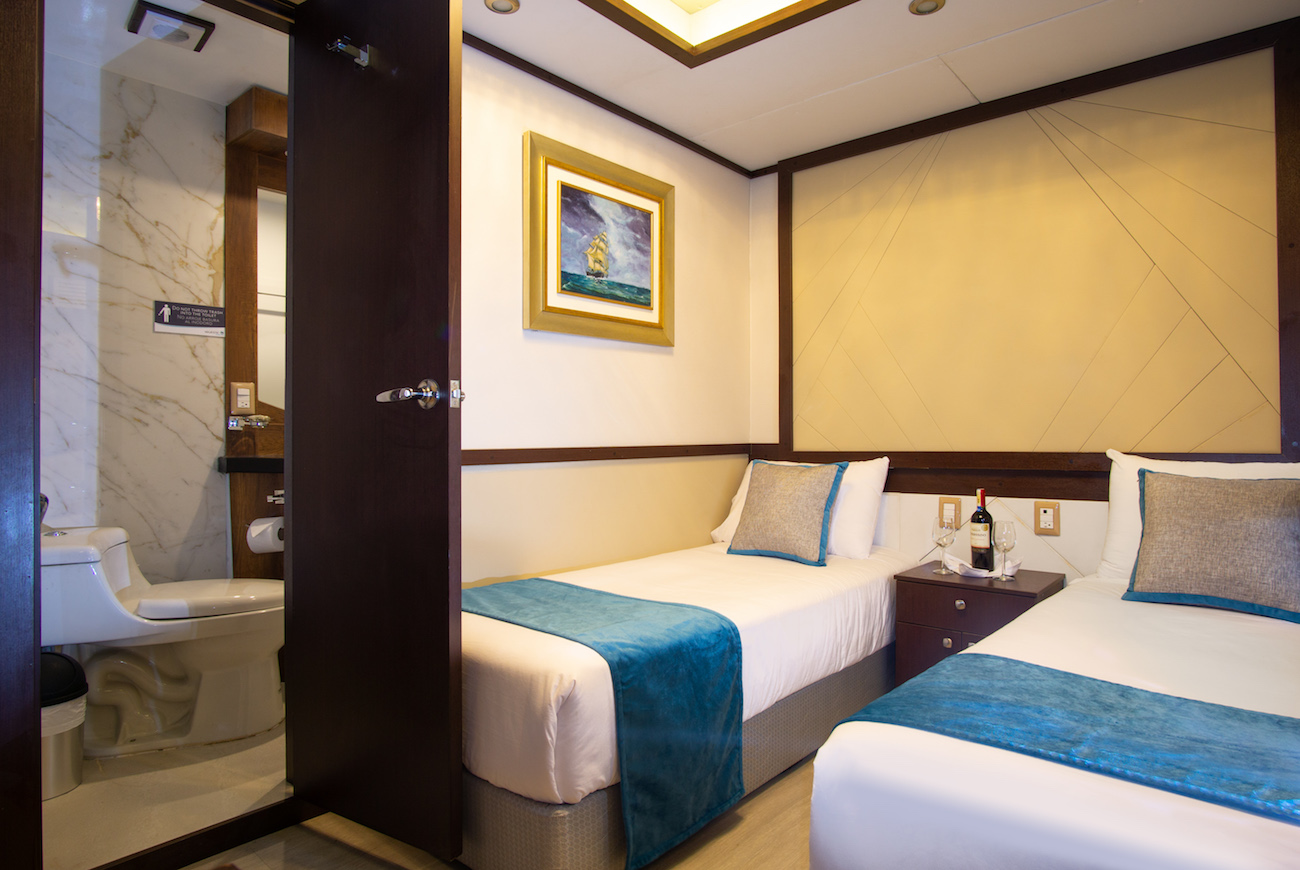 twin guest cabin. .jpg