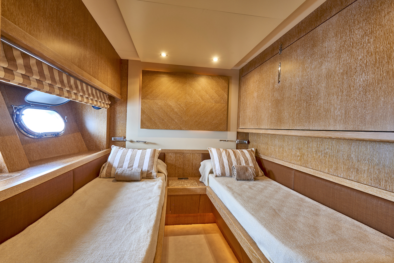 twin:triple guest cabin .jpg