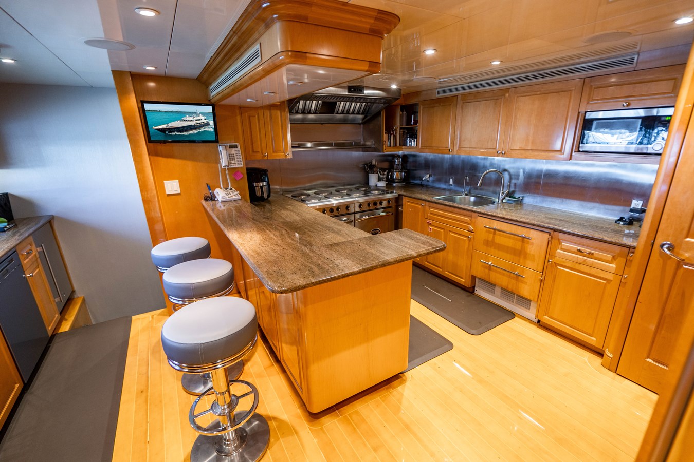 upper galley.jpg