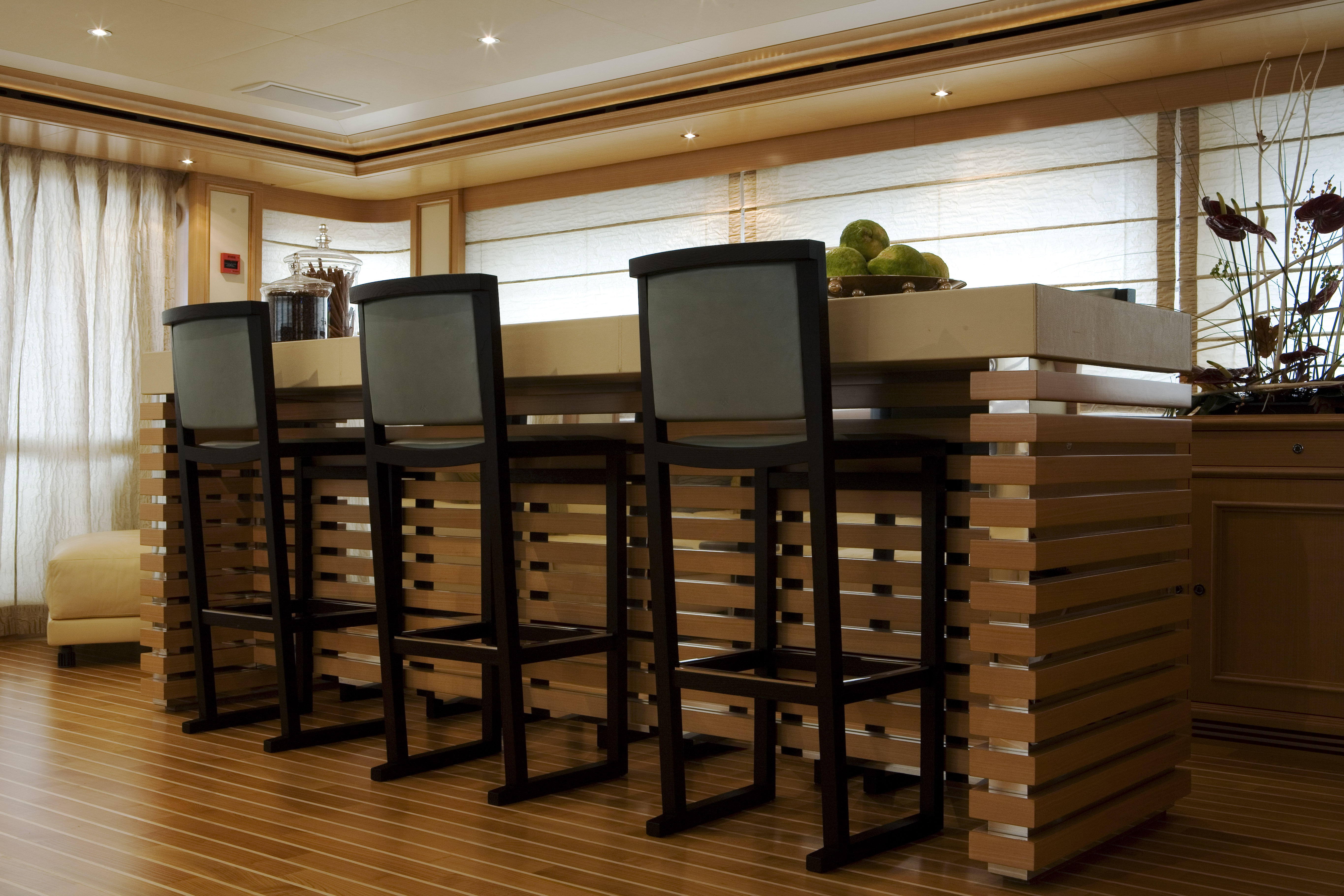 upper saloon bar.jpg