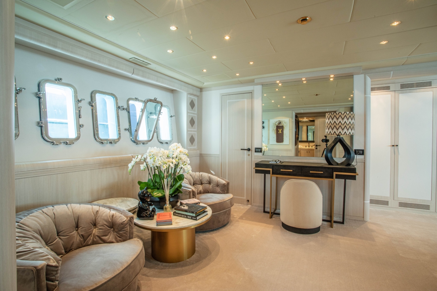 vanity area.jpg