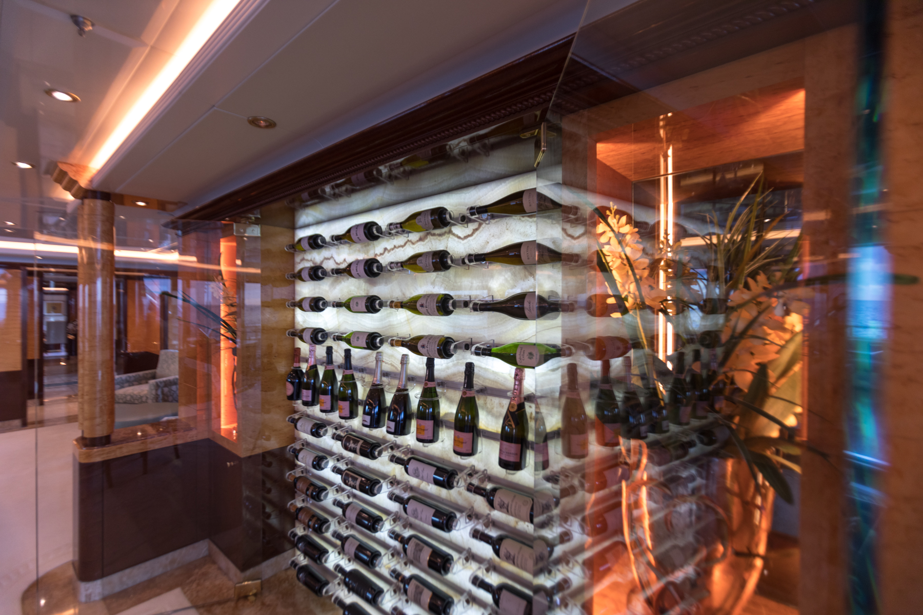 wine coooler - Photo © Quin BISSET.jpg