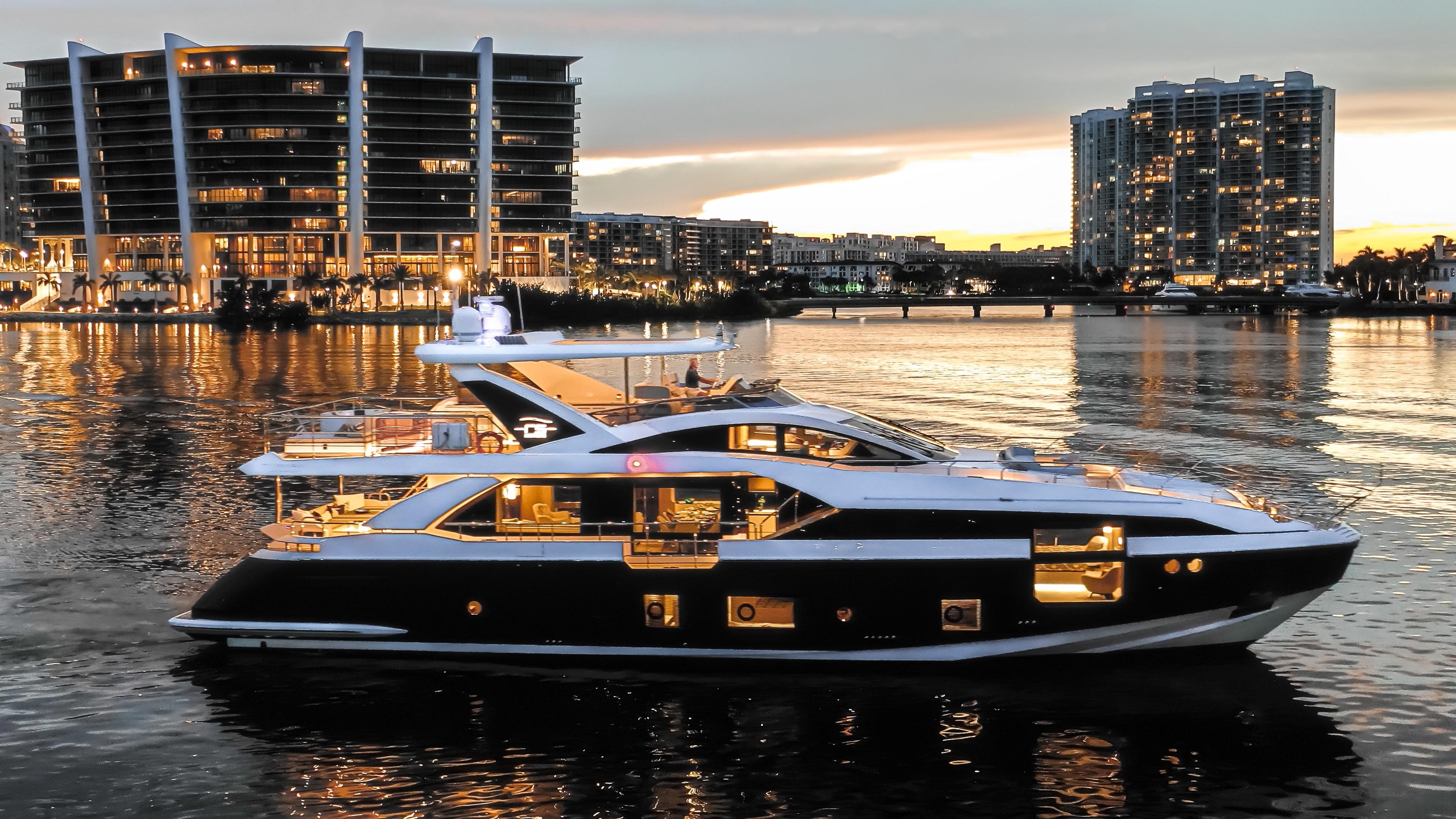 yacht Majestic Moments.jpg