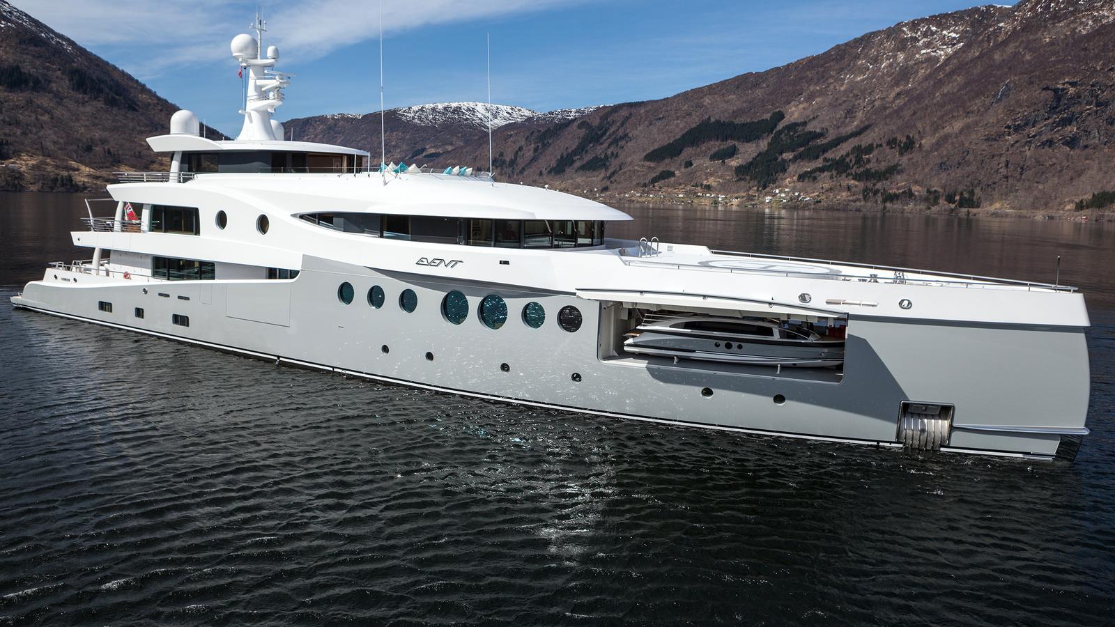 yacht-doors-open.jpg