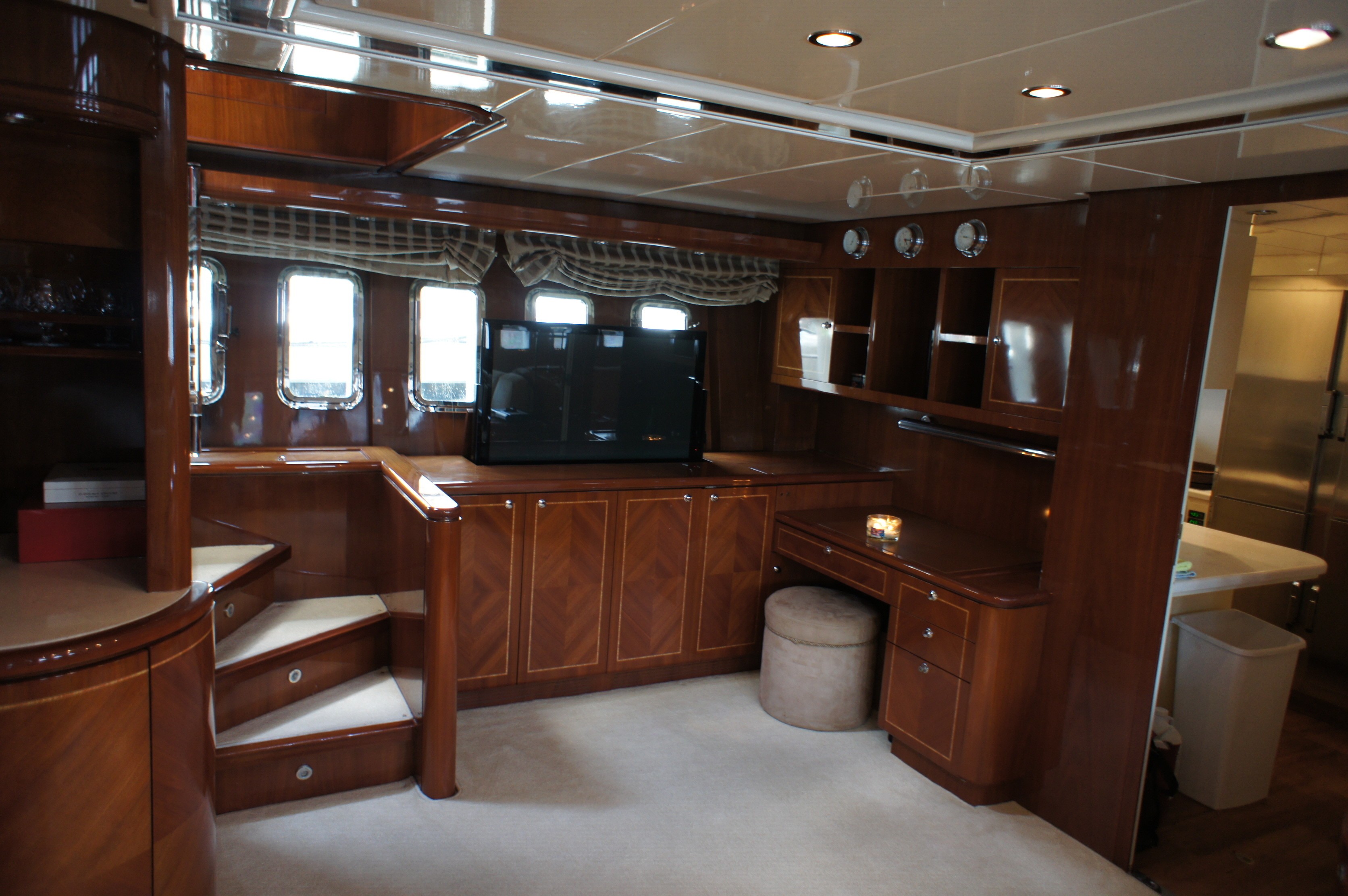 [24m-Yacht-DOLCE-VITA-II]-2290-124.jpg