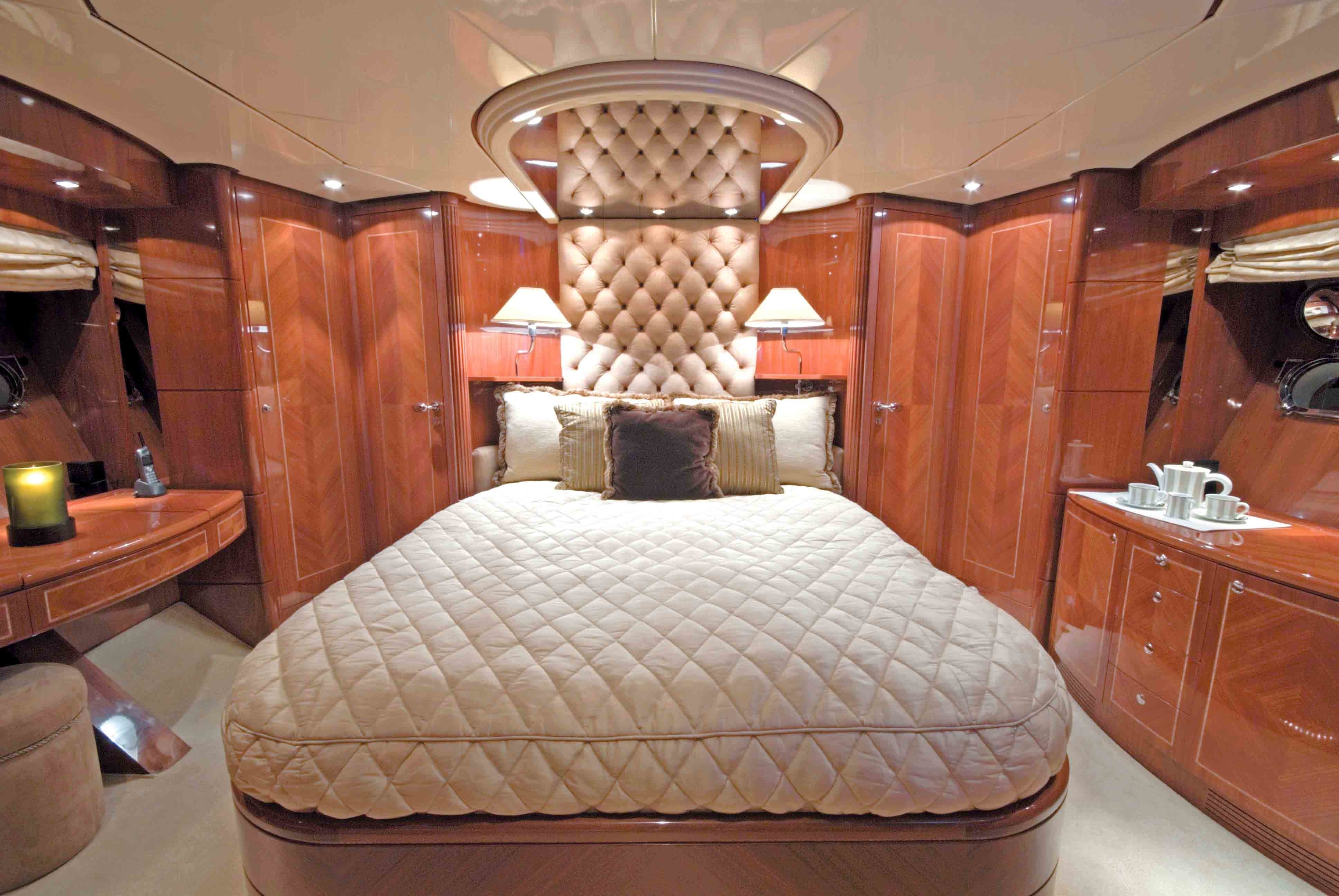 [24m-Yacht-DOLCE-VITA-II]-2290-128.jpg