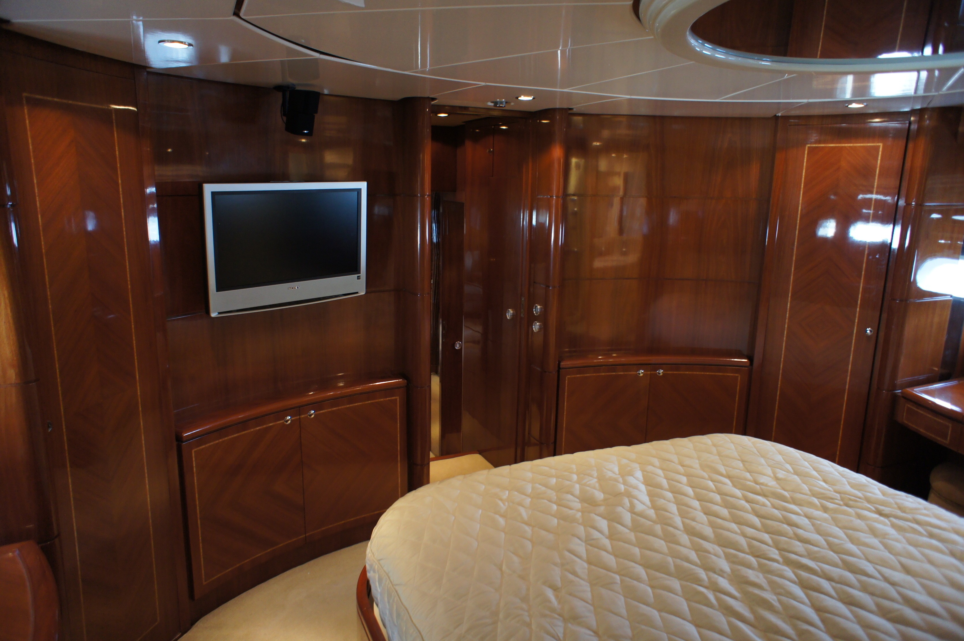 [24m-Yacht-DOLCE-VITA-II]-2290-157.jpg