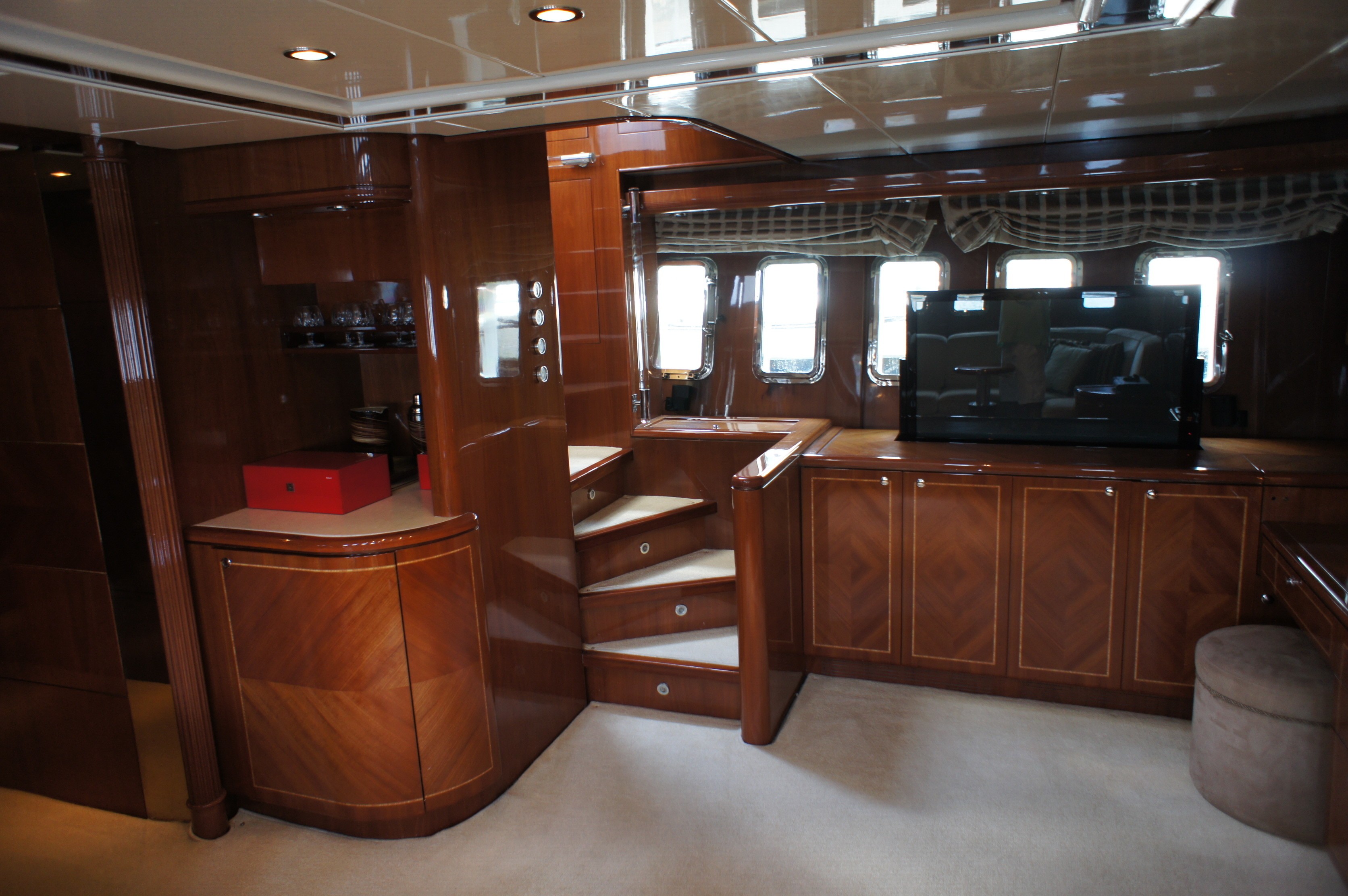 [24m-Yacht-DOLCE-VITA-II]-2290-18.jpg