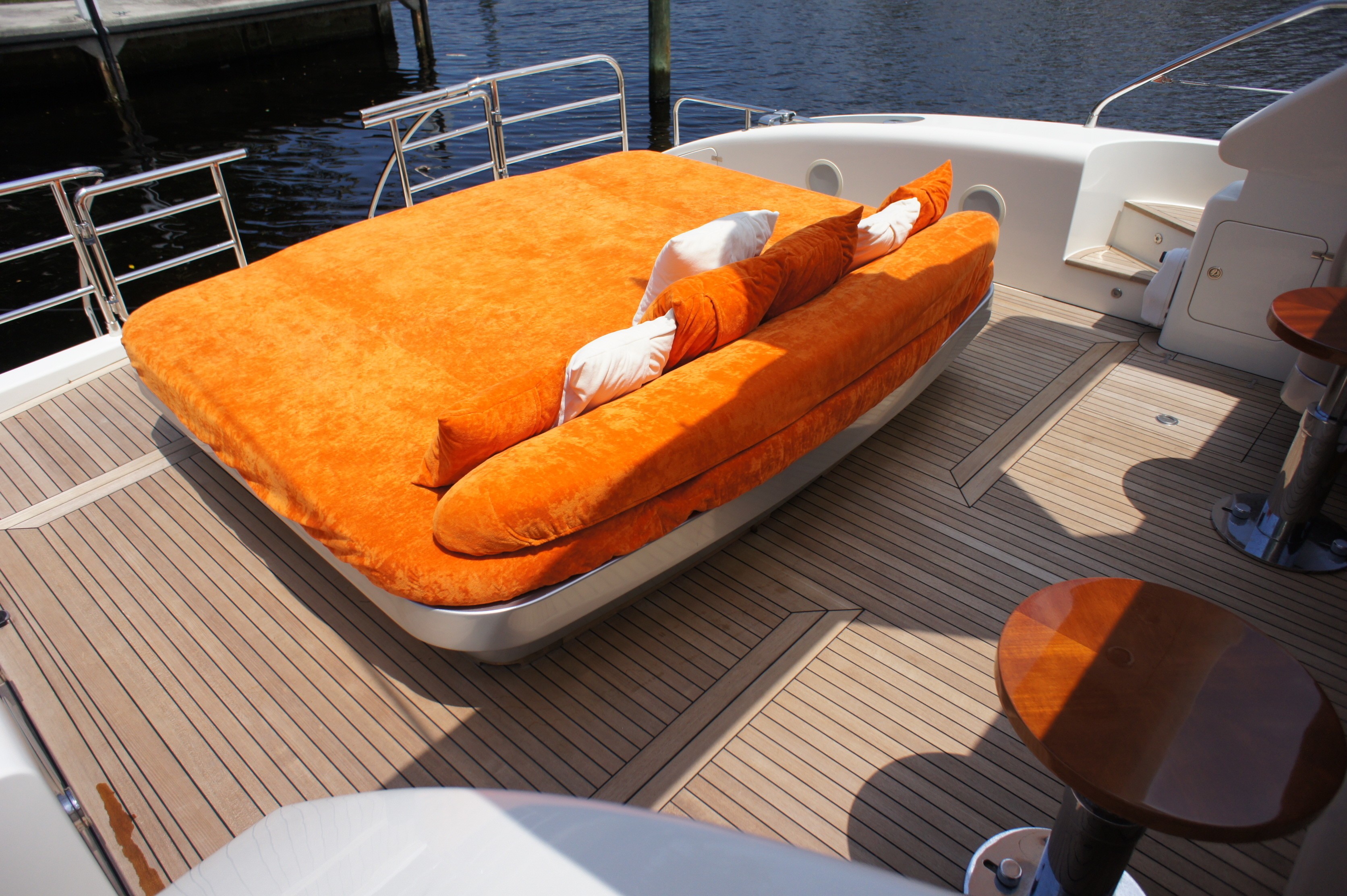 [24m-Yacht-DOLCE-VITA-II]-2290-38.jpg