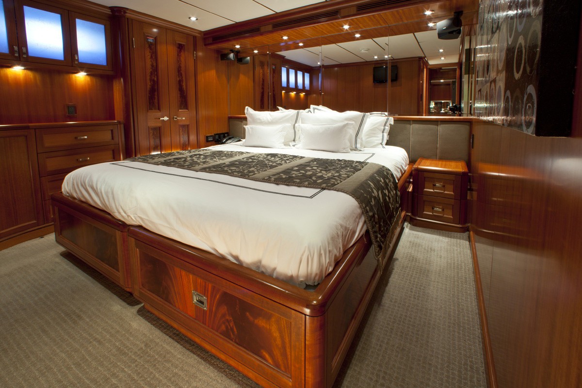 [26m-Yacht-VIVIERAE]-2859-152.jpg