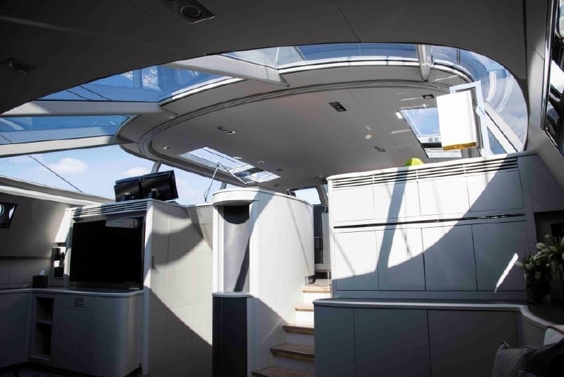 [35m-Yacht-CAROLINE-1]-210-112.jpg
