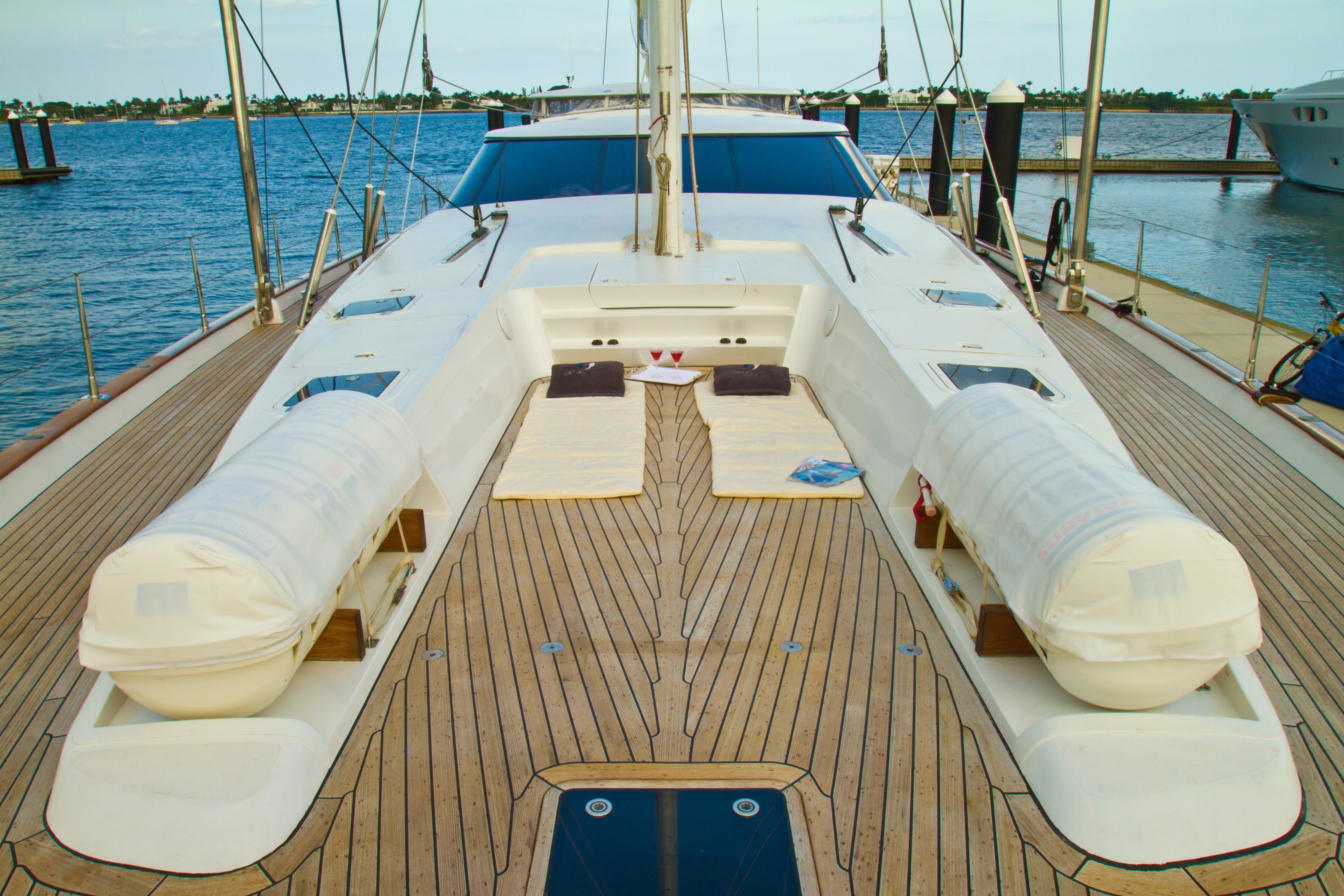 [35m-Yacht-CAROLINE-1]-210-194.jpg