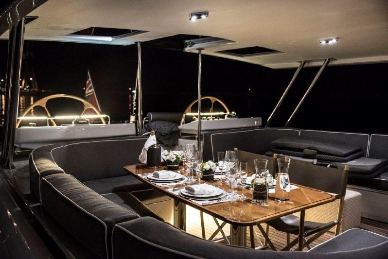 [35m-Yacht-CAROLINE-1]-210-218.jpg