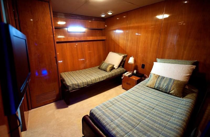 [36m-Yacht-ZENITH]-2842-46.jpg