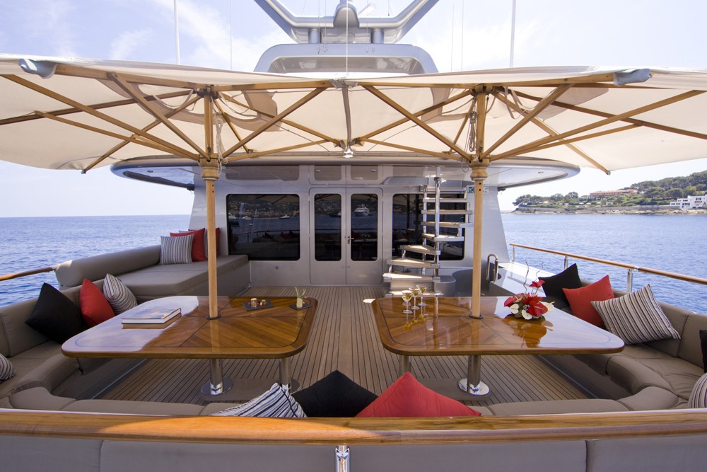 [43m-Yacht-SILVER-DREAM]-207-116.jpg