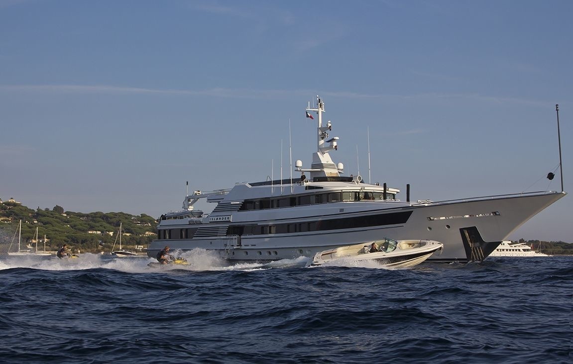 [58m-Yacht-FAM]-2482-83.jpg
