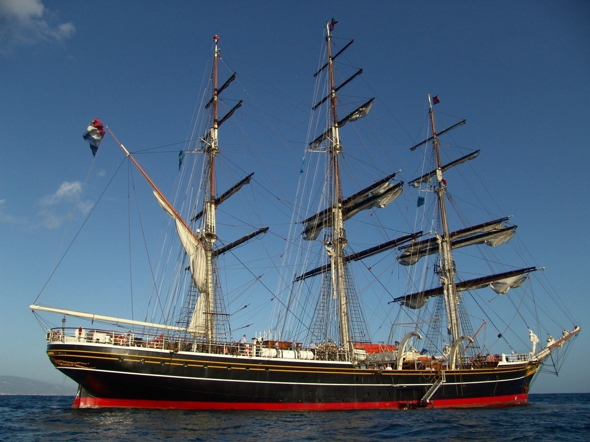 [76m-Yacht-STAD-AMSTERDAM]-2846-8.jpg