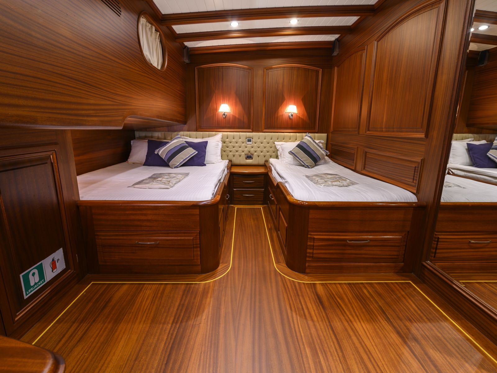 [CANER-IV]-2843-9.jpg