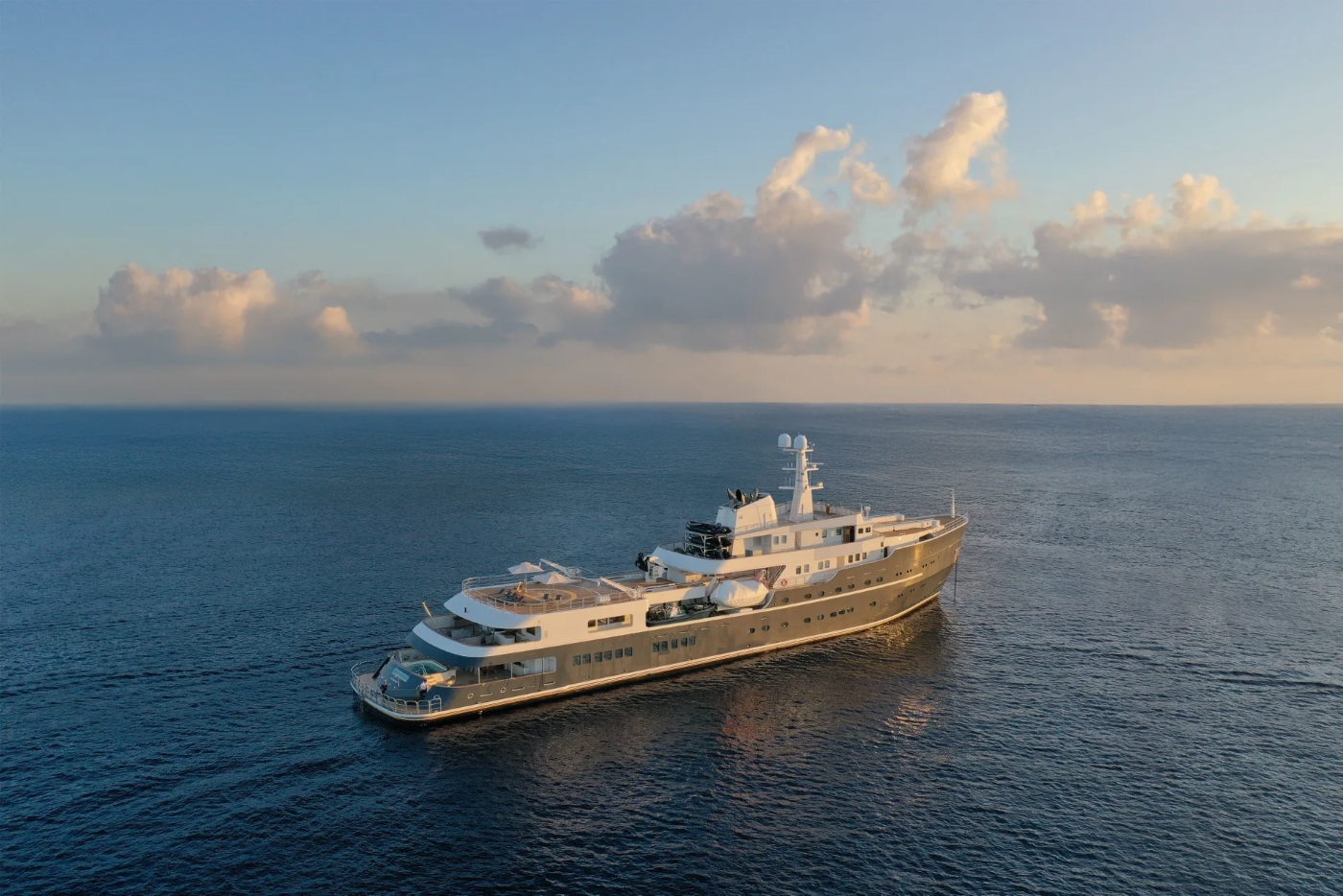 [LUXURY-MOTOR-YACHT-GIANT]-296-30.jpg