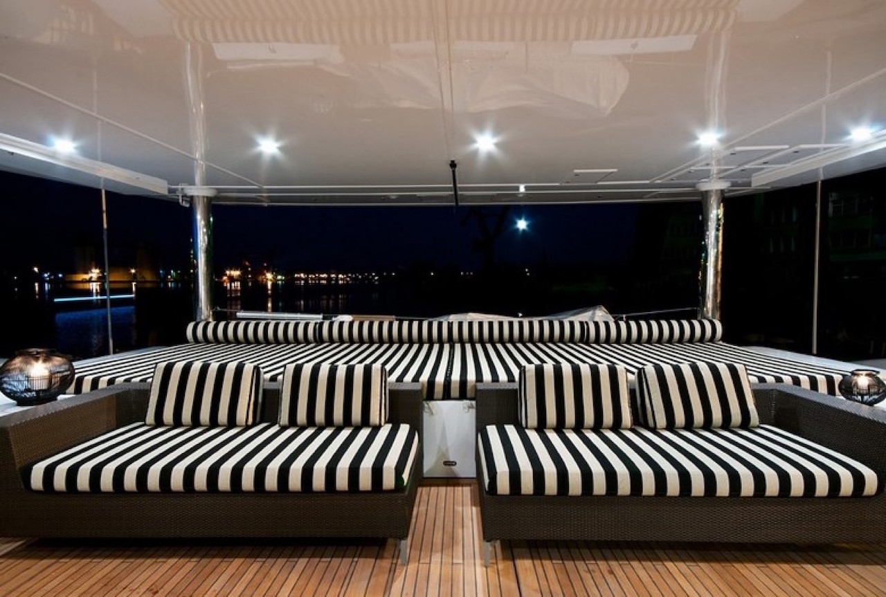Exterior Living Spaces 00004.jpg