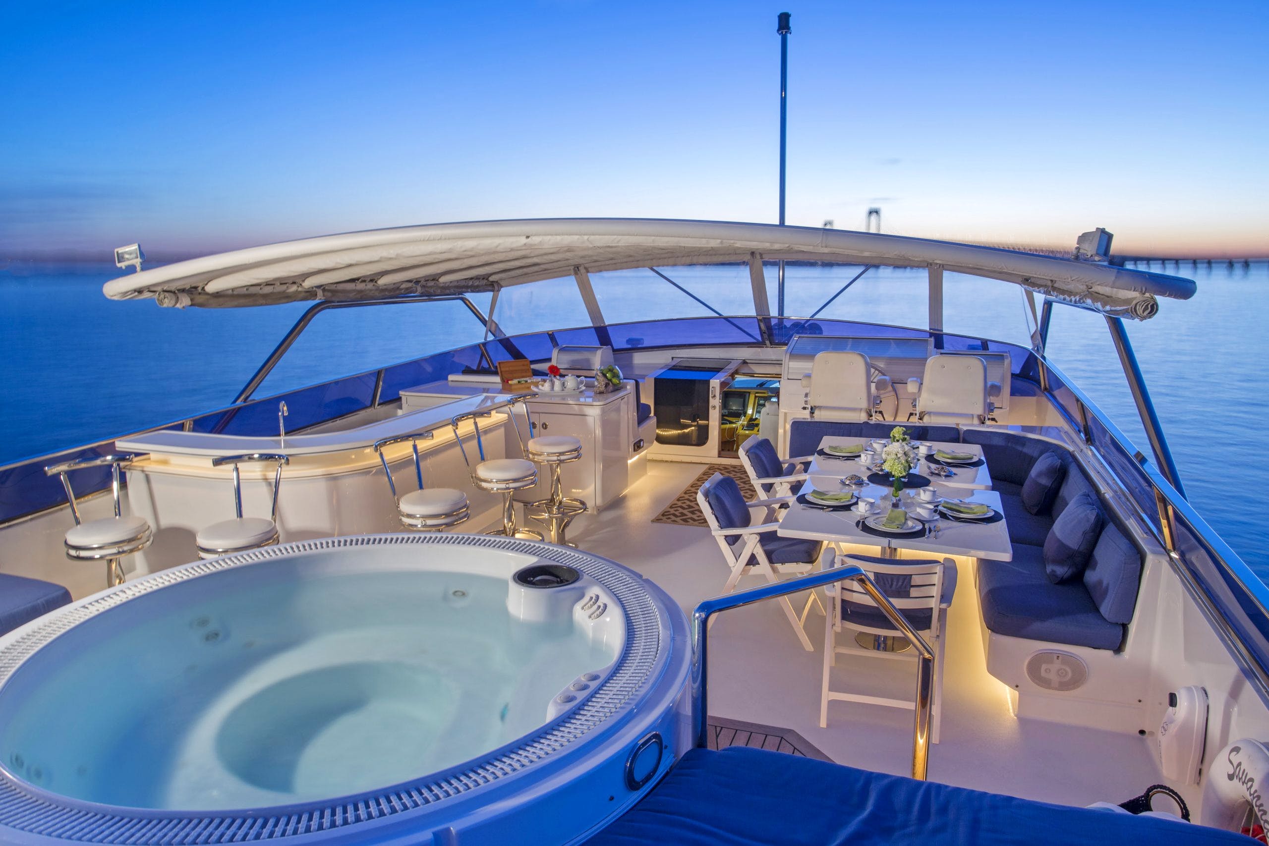 Flybridge deck with jacuzzi.jpg